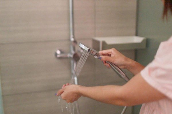 添盈聚富 坐月子，真的不能洗澡吗？别再傻傻坐脏月子